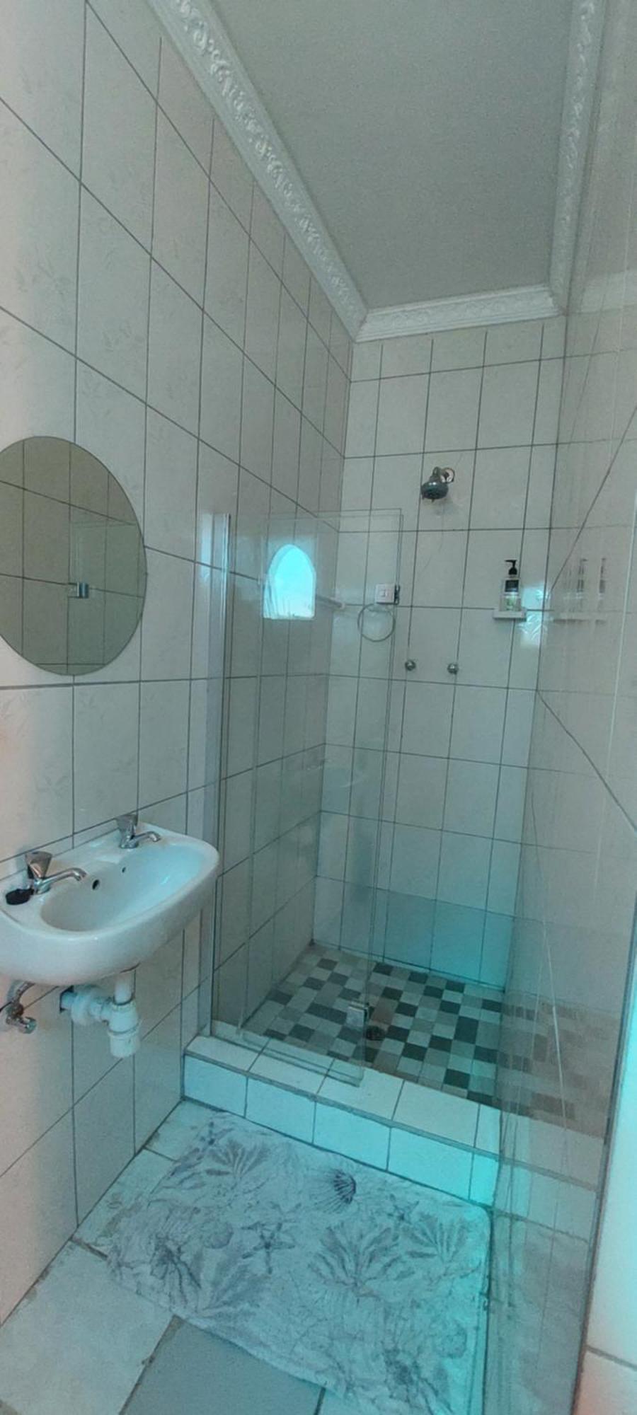 Leone Paris Appartement Windhoek Kamer foto